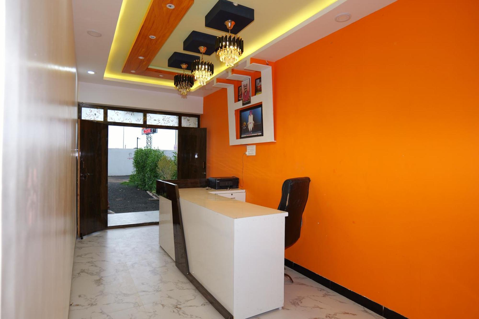 Hotel New 712 Aurangābād Esterno foto